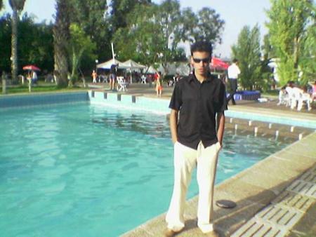 moimoi dans la picine 3 source lache vos coms ................